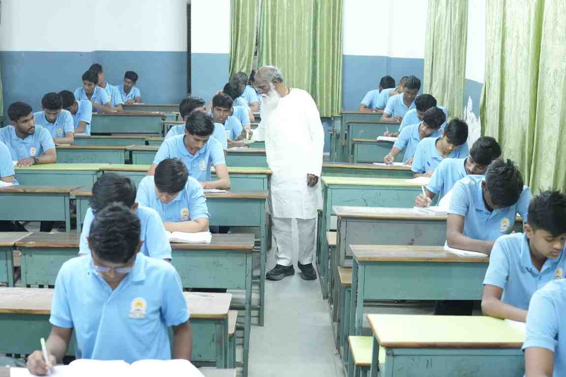 Student study hour – Sarvajna PU College Kalaburagi